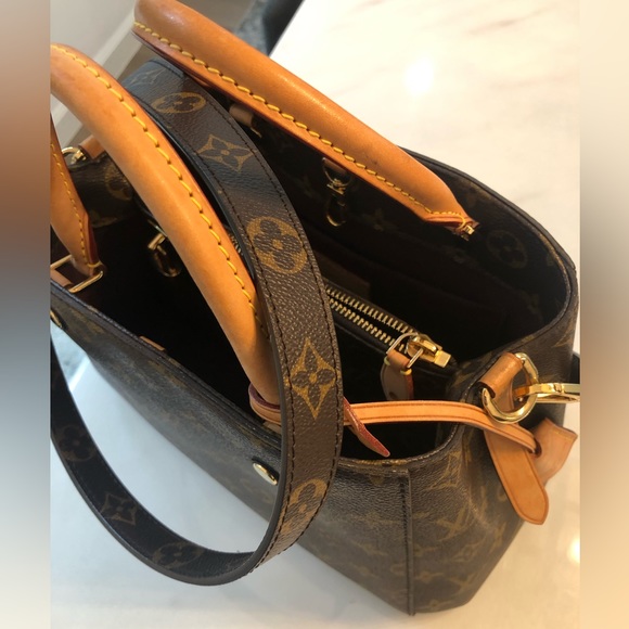 Louis Vuitton Montaigne BB Mint Condition
